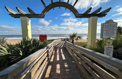 Fabulous ocean and beach views with top complex amenities - Foto 31