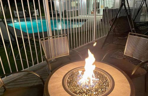 New cheerful villa, Pool, Spa, Mini Golf, Game room, Fire pit next to Disneyland - Foto 44