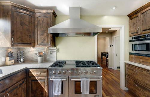 Luxury Wine Country Cigar Lounge King Suite BBQ - Foto 31