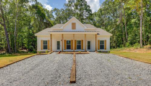 Close to Sports Complex Modern Millbrook Duplex! - Foto 3