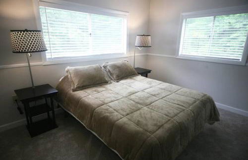 Outdoor Playground on Lake and Close to Skiing - Foto 27