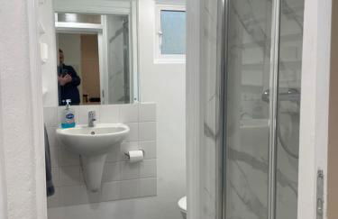 Right by Leigh Broadway Private Garden large ground fl apt - Foto 20