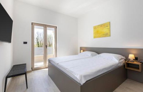 Beautiful Home In Nedescina With Wifi - Foto 32