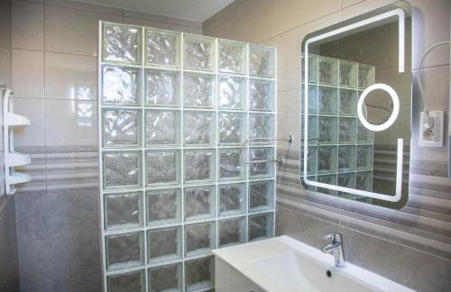 Vis Apartments Ivona i Daria - Photo 13