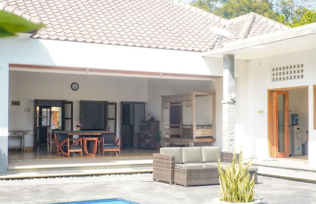 Maharani Villa Yogyakarta - Foto 17