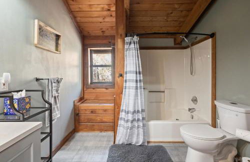 Woodsy Retreat-LakePoint In 5-Play Rest Repeat - Photo 34