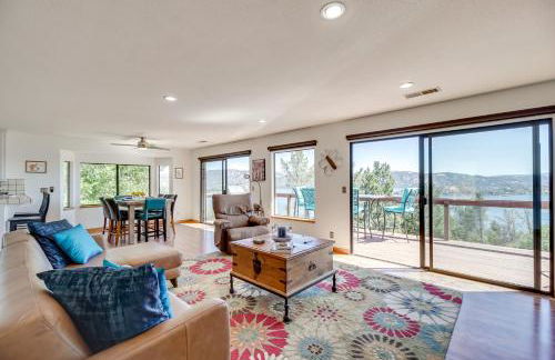 Idyllic Kelseyville Home with 2 Decks and Views! - Foto 4