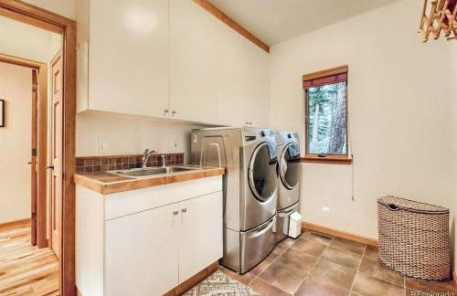 Luxurious Rocky Mountain Retreat above Boulder - Foto 45