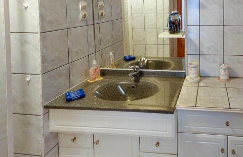 2 Bedroom Lovely Home In Bas-En-Basset - Foto 16