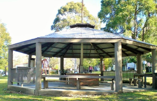 Mallacoota's Shady Gully Caravan Park - Photo 42