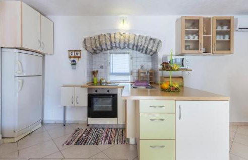 Four-Bedroom Holiday Home Labin With Sea View 08 - Photo 21