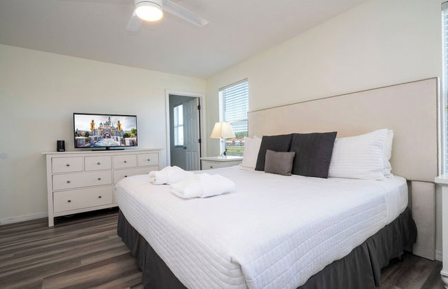 Lake View Home With Private Pool at Bella Vida 91 - Foto 33