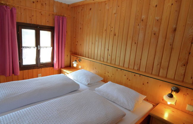 Lovely Holiday Home in Viechtach near Forest - Photo 4