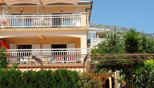 Apartments Iva Orebic - Foto 4, Garden view