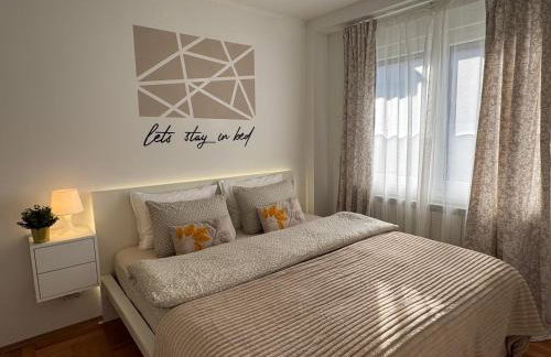 Prince Apartment Zagreb with Terrace - Photo 1