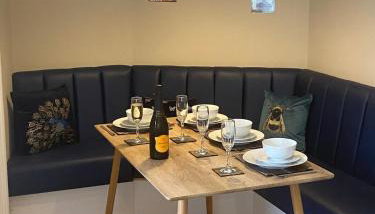 Ocean Suites HOT TUB - sleeps 11 - Foto 4