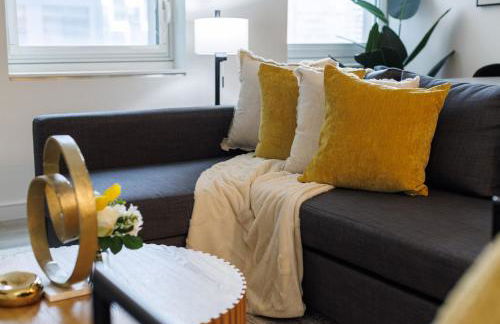 Stylish NYC Haven Steps to Broadway & Dining - Foto 14