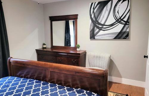 Sweet home, King bed, backyard and parking - Foto 28