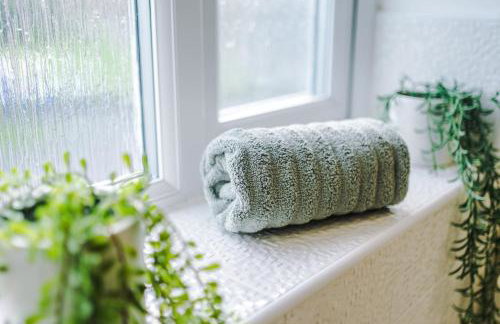 3 Bedroom Semi-Detached Home Sleeps 5 with Driveway - Foto 31