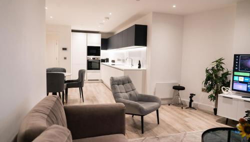 High Rise Apartment in City Centre with Stunning Views - Foto 1