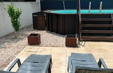 Provencal-style villa - Photo 13