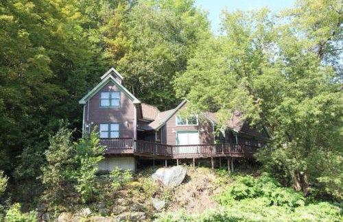 Tubing, Hiking and Jay Peak fun at the Cliff House - Foto 2