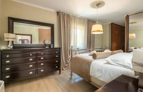 Awesome Home In Sumber - Foto 43