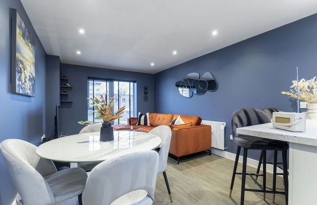 Elliot Oliver - Exquisite 2 Bedroom Apartment With Garden, Parking & EV Charger - Photo 8