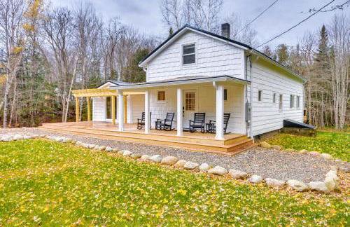 Modern Stark Home with Game Room, Grill and Fire Pit - Foto 26