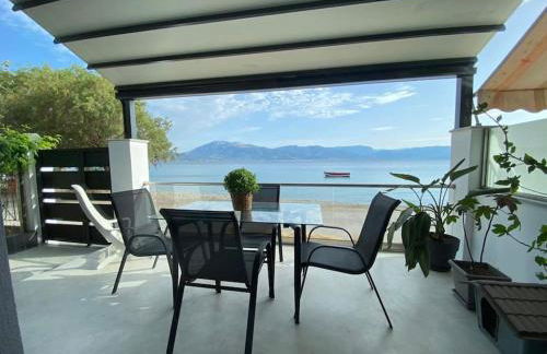 Beachfront Retreat at Agios Vasileios - Foto 19