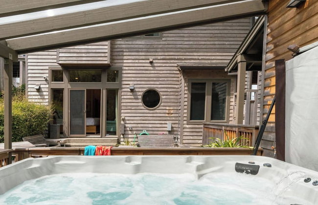 The Castle Rock Estate by Avantstay Steps From Arch Cape Beach w/ Hot Tub & Sauna - Foto 130