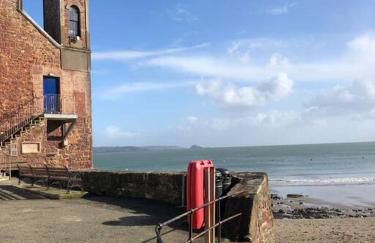 The View, Kingsand, luxurious seafront penthouse apartment with sun trap balcony and incredible sea views - Photo 30
