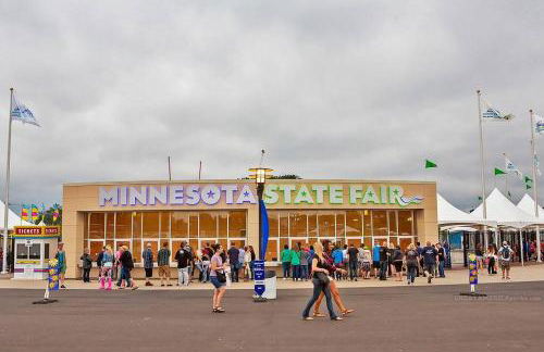 Enchanting and comfy urban cottage with renovated rustic den by Como Park & MN State Fair - Foto 56