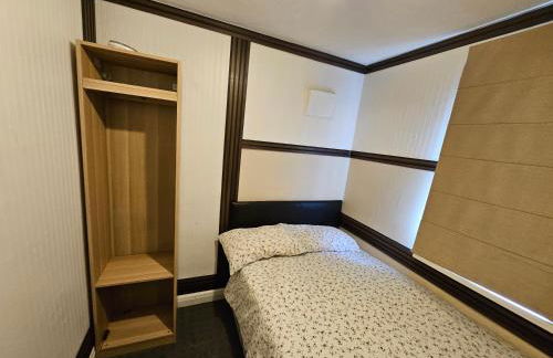 Femros Apartments, 15mins to city center. - Foto 26