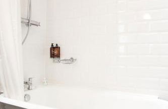 Holm House - Stylish Coastal Suites - Silures Bar & Restaurant On-site - Foto 74