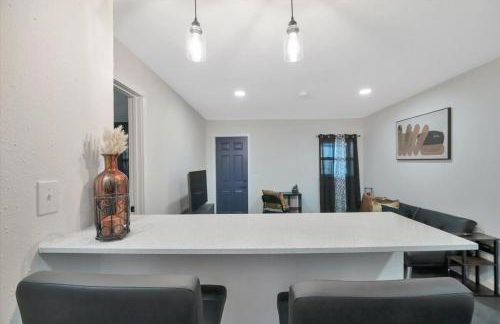 Walk to Stadium, 2 Parking spots, Dog Park, BBQ - Foto 24