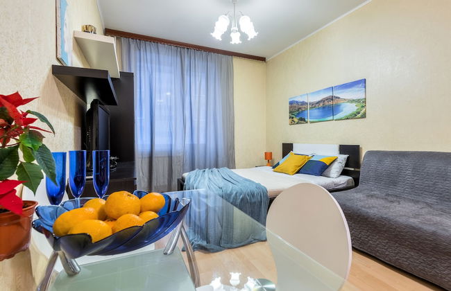 RentalSPb Studio with balcony - Foto 1