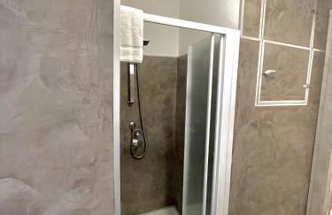 LG LAKE - Boutique apartments and rooms - - Foto 61