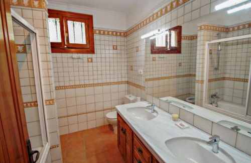 El Portet - beachfront holiday home with private pool in Moraira - Foto 29