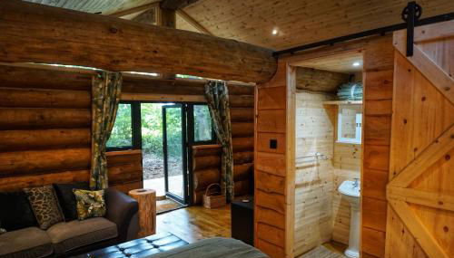 Secluded Hand Crafted Log Cabin - Foto 5