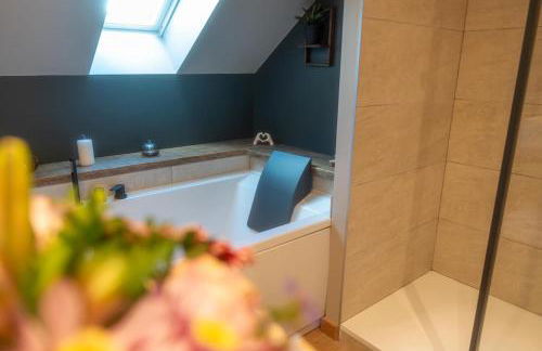 Les Secrets de la Baie - le Refuge - parenthèse enchantée avec Spa privatif - Foto 10