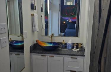 Firefly2 - luxury lakeside treehouse with hot tub - Foto 20
