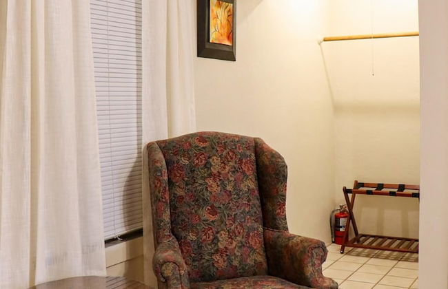 The Bonnie Inn Unit 6 - Photo 11