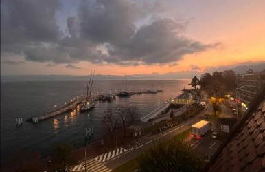 Confort et élégance au bord du lac Léman - Foto 13