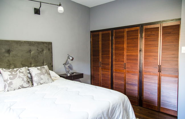 New Kingston Apartment at The Palms - Foto 30