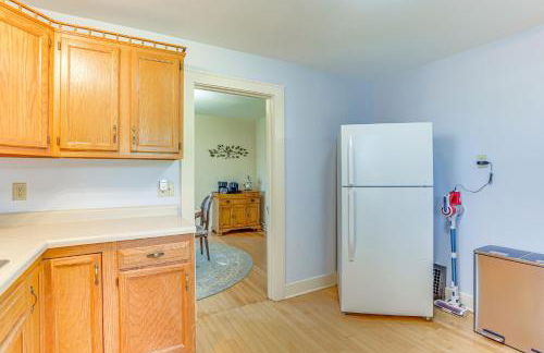 Charming Lake Mills Home Near Rock Lake and Beach - Foto 11