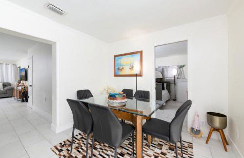 Sunny - Pool - Close to Beach - Fishing - Boat Ramp - Photo 14