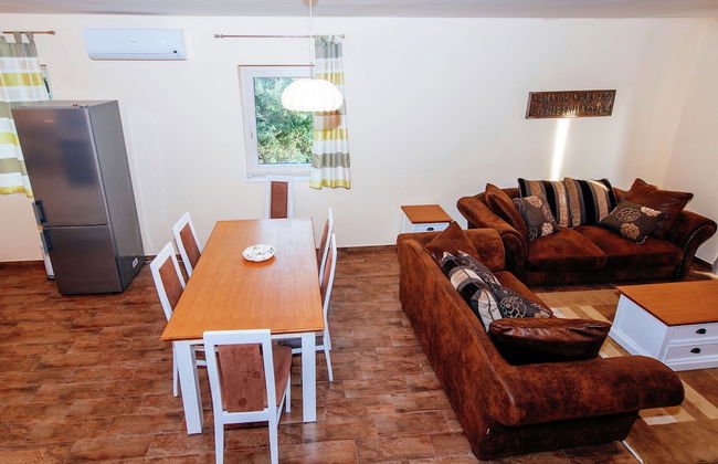 Spacious Holiday Home in Pakoštane near Sea - Foto 14