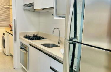 Apto Encantador com Lareira, piscina e jacuzzi - Photo 19