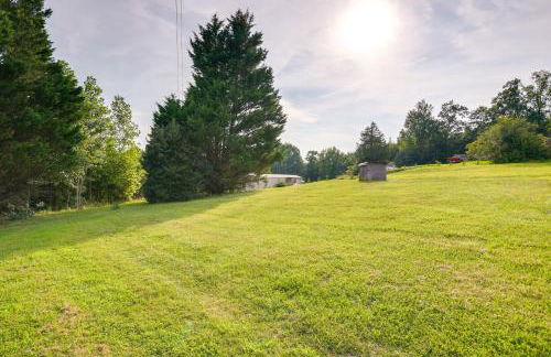 Relax Fireside! Home Less Than 1 Mi to Tryon International - Foto 22